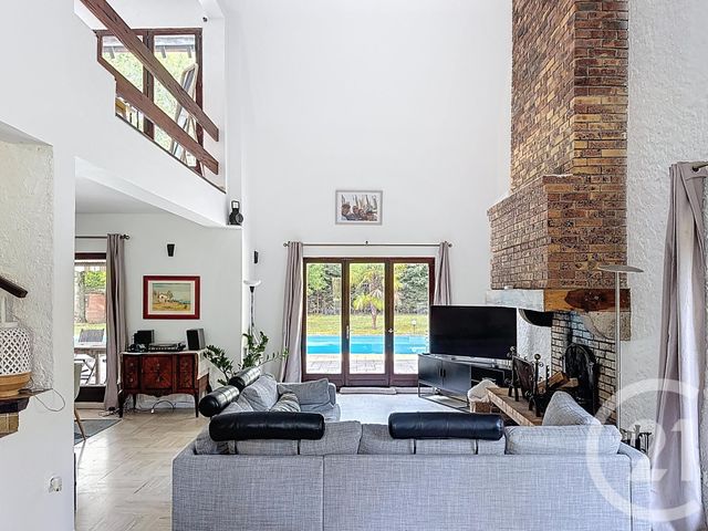 Maison &agrave; louer - 6 pi&egrave;ces - 206,08 m2 - St Sauveur Sur Ecole - 77 - ILE-DE-FRANCE