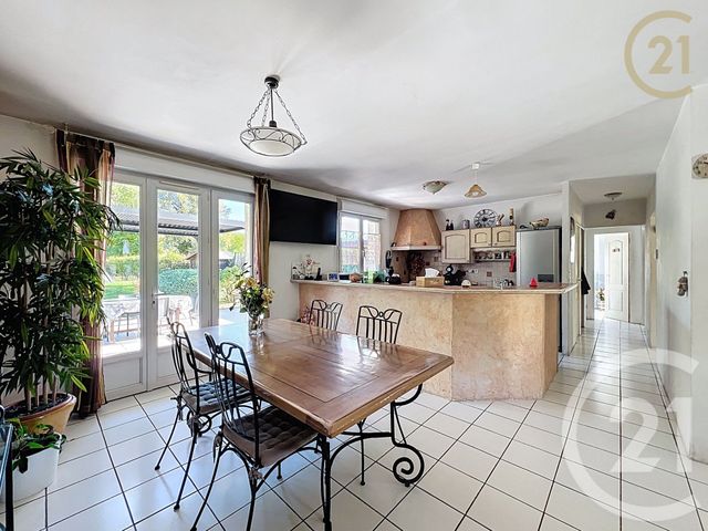 Maison &agrave; vendre - 8 pi&egrave;ces - 240 m2 - St Fargeau Ponthierry - 77 - ILE-DE-FRANCE