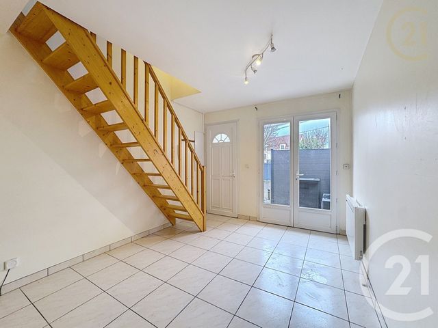 Appartement Duplex &agrave; vendre - 2 pi&egrave;ces - 25,50 m2 - 77 - ILE-DE-FRANCE