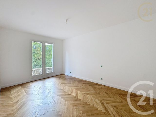 Maison à vendre - 6 pièces - 180,30 m2 - Pringy - 77 - ILE-DE-FRANCE