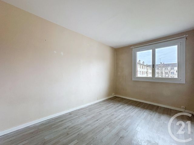 Appartement F3 à louer - 3 pièces - 64,04 m2 - St Fargeau Ponthierry - 77 - ILE-DE-FRANCE