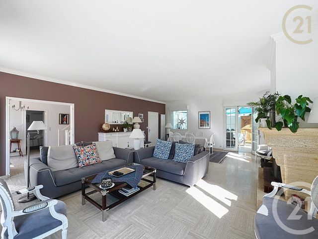 Maison à vendre - 9 pièces - 200 m2 - St Sauveur Sur Ecole - 77 - ILE-DE-FRANCE