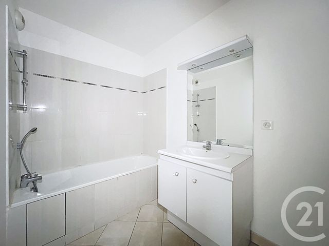 Appartement F3 &agrave; vendre - 3 pi&egrave;ces - 58,09 m2 - St Fargeau Ponthierry - 77 - ILE-DE-FRANCE