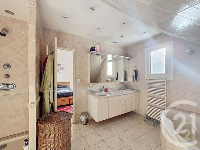 Maison &agrave; vendre - 7 pi&egrave;ces - 160,66 m2 - Boissise Le Roi - 77 - ILE-DE-FRANCE