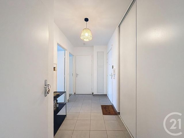 Appartement F3 &agrave; louer - 3 pi&egrave;ces - 69,95 m2 - St Fargeau Ponthierry - 77 - ILE-DE-FRANCE
