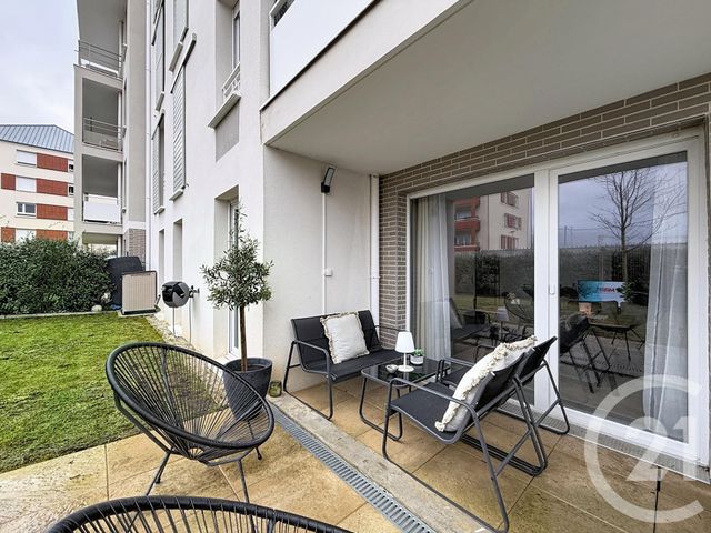 Appartement F3 &agrave; louer - 3 pi&egrave;ces - 69,95 m2 - St Fargeau Ponthierry - 77 - ILE-DE-FRANCE