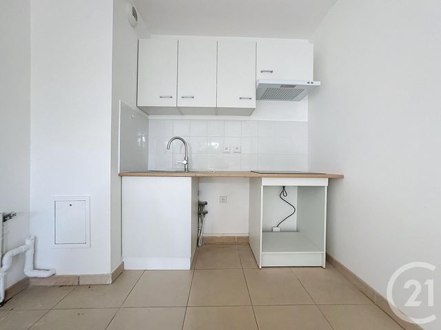 Appartement F2 bis &agrave; louer - 3 pi&egrave;ces - 47,38 m2 - St Fargeau Ponthierry - 77 - ILE-DE-FRANCE