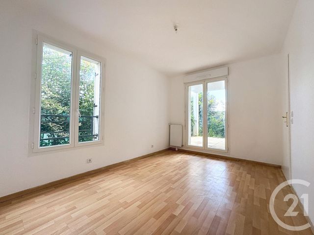 Appartement F2 bis &agrave; louer - 3 pi&egrave;ces - 47,38 m2 - St Fargeau Ponthierry - 77 - ILE-DE-FRANCE