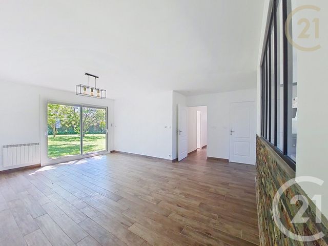 Maison &agrave; vendre - 5 pi&egrave;ces - 93,81 m2 - St Sauveur Sur Ecole - 77 - ILE-DE-FRANCE