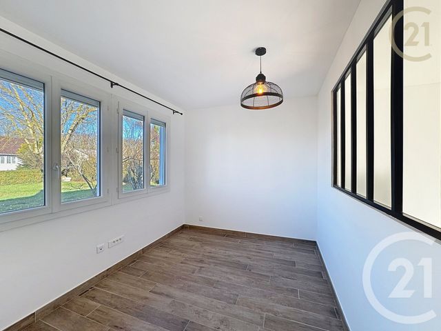 Maison &agrave; vendre - 5 pi&egrave;ces - 93,81 m2 - St Sauveur Sur Ecole - 77 - ILE-DE-FRANCE