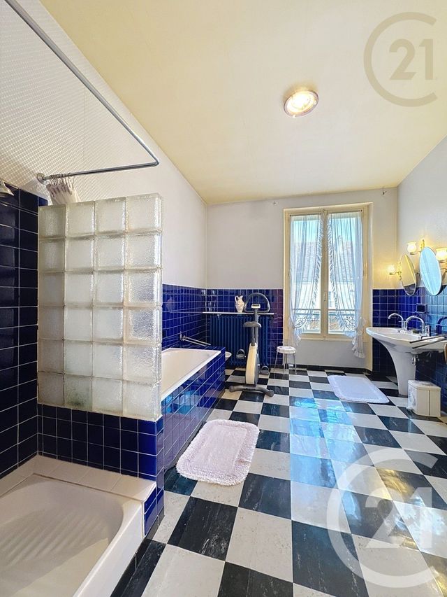 Maison &agrave; vendre - 9 pi&egrave;ces - 237,79 m2 - Chailly En Biere - 77 - ILE-DE-FRANCE