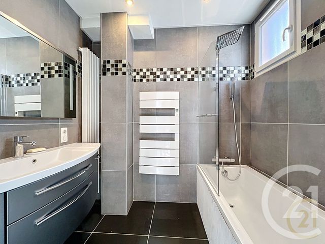 Maison &agrave; vendre - 4 pi&egrave;ces - 47 m2 - Melun - 77 - ILE-DE-FRANCE