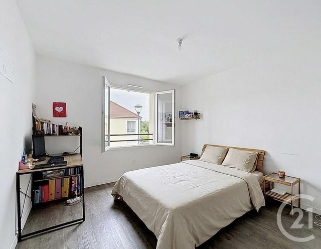 Maison &agrave; louer - 5 pi&egrave;ces - 91,05 m2 - Pringy - 77 - ILE-DE-FRANCE