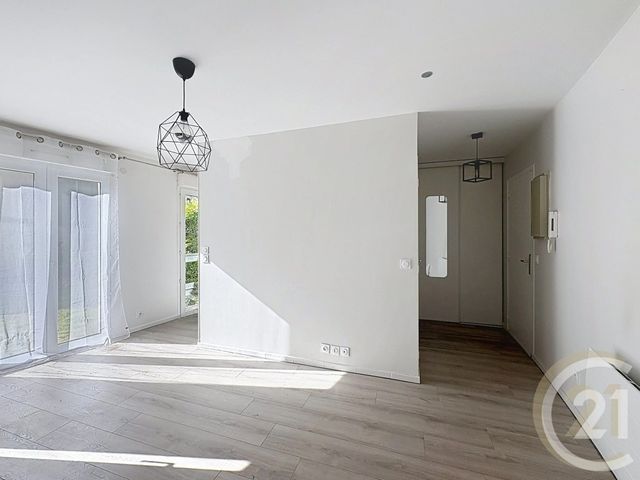 Appartement F1 &agrave; louer - 1 pi&egrave;ce - 33,76 m2 - Avon - 77 - ILE-DE-FRANCE