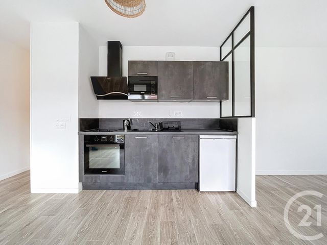 Appartement Studio &agrave; louer - 1 pi&egrave;ce - 33,25 m2 - Melun - 77 - ILE-DE-FRANCE