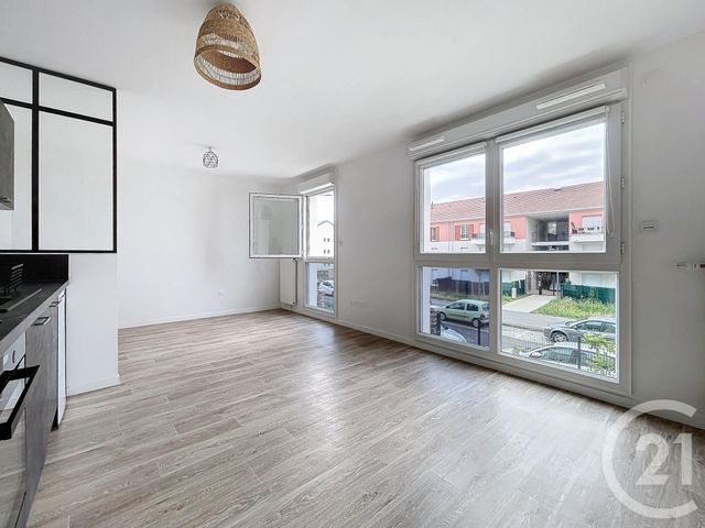 Appartement Studio &agrave; louer - 1 pi&egrave;ce - 33,25 m2 - Melun - 77 - ILE-DE-FRANCE