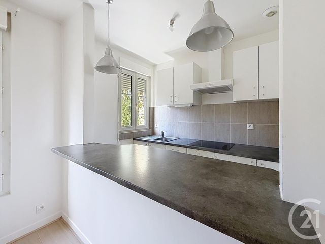 appartement - ST FARGEAU PONTHIERRY - 77