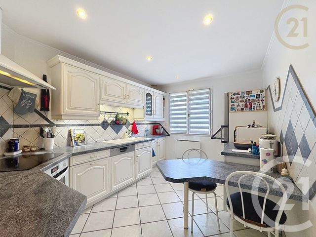 Maison &agrave; vendre - 7 pi&egrave;ces - 130 m2 - Boissise Le Roi - 77 - ILE-DE-FRANCE