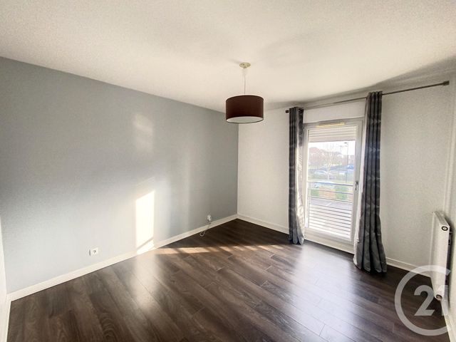 Appartement F2 &agrave; louer - 2 pi&egrave;ces - 43,35 m2 - St Pierre Du Perray - 91 - ILE-DE-FRANCE
