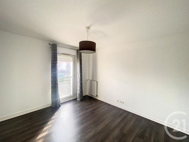 Appartement F2 &agrave; louer - 2 pi&egrave;ces - 43,35 m2 - St Pierre Du Perray - 91 - ILE-DE-FRANCE