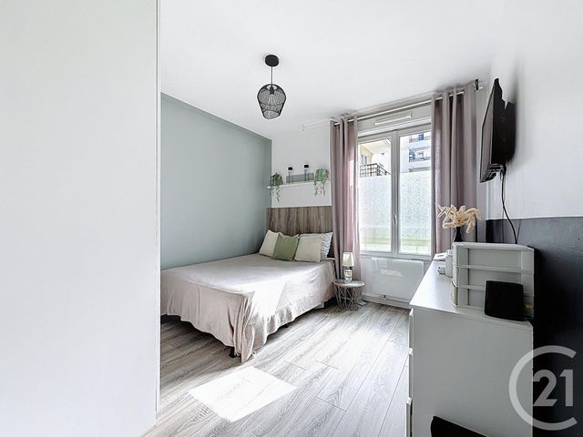 Appartement F3 &agrave; louer - 3 pi&egrave;ces - 62,04 m2 - Corbeil Essonnes - 91 - ILE-DE-FRANCE