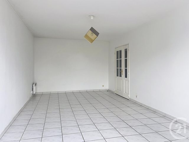 Appartement F2 &agrave; louer - 2 pi&egrave;ces - 52,12 m2 - Melun - 77 - ILE-DE-FRANCE