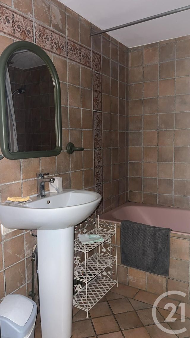 Appartement F2 bis &agrave; louer - 2 pi&egrave;ces - 40,10 m2 - Melun - 77 - ILE-DE-FRANCE
