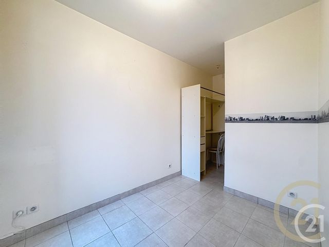 Appartement F2 &agrave; louer - 2 pi&egrave;ces - 30,46 m2 - Pringy - 77 - ILE-DE-FRANCE