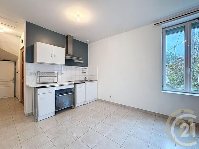 Appartement F2 &agrave; louer - 2 pi&egrave;ces - 30,46 m2 - Pringy - 77 - ILE-DE-FRANCE