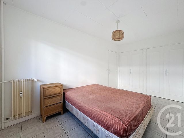 Appartement F2 &agrave; louer - 2 pi&egrave;ces - 47,30 m2 - St Fargeau Ponthierry - 77 - ILE-DE-FRANCE