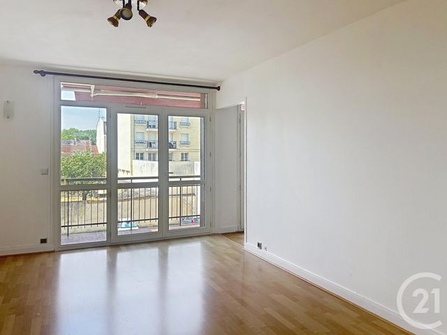 Appartement F3 &agrave; louer - 3 pi&egrave;ces - 64,15 m2 - St Fargeau Ponthierry - 77 - ILE-DE-FRANCE