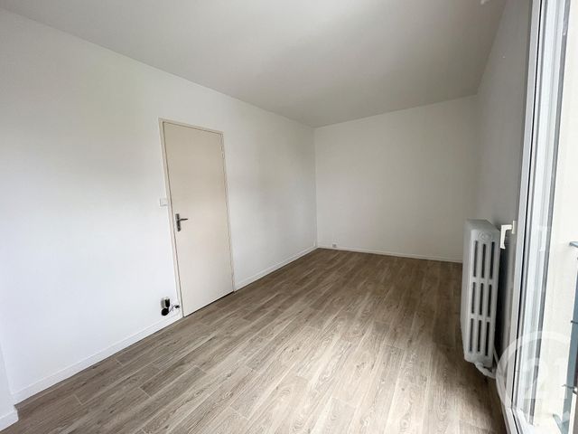 Maison &agrave; louer - 4 pi&egrave;ces - 77,70 m2 - Boissise Le Roi - 77 - ILE-DE-FRANCE