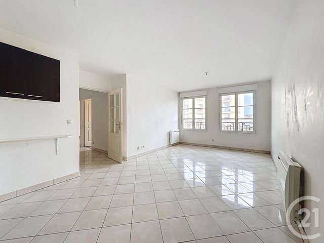 Appartement F3 &agrave; louer - 3 pi&egrave;ces - 58,19 m2 - St Fargeau Ponthierry - 77 - ILE-DE-FRANCE