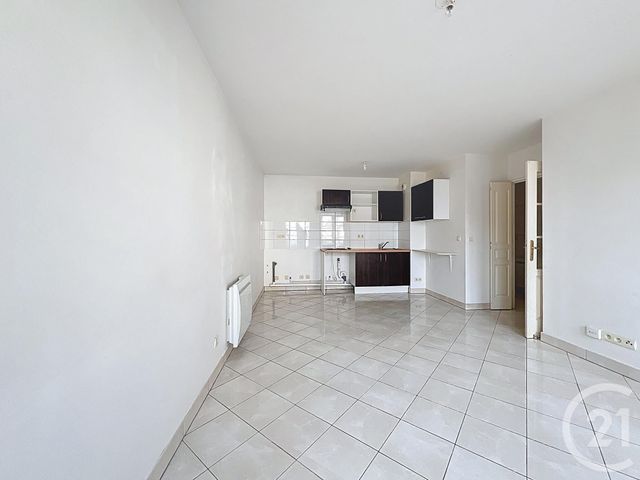 Appartement F3 &agrave; louer - 3 pi&egrave;ces - 58,19 m2 - St Fargeau Ponthierry - 77 - ILE-DE-FRANCE
