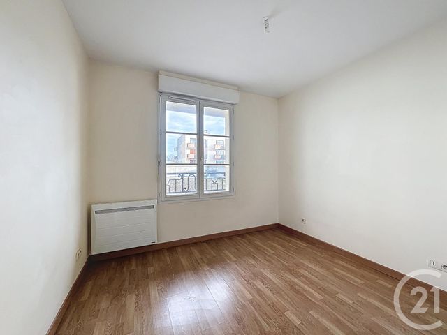 Appartement F3 &agrave; louer - 3 pi&egrave;ces - 58,19 m2 - St Fargeau Ponthierry - 77 - ILE-DE-FRANCE