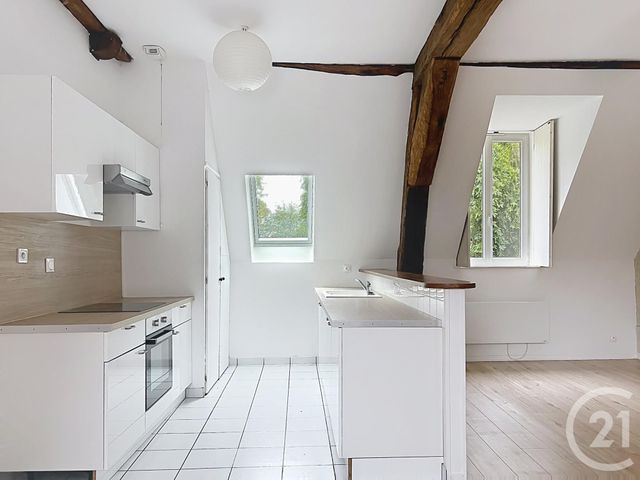 Appartement F3 &agrave; louer - 3 pi&egrave;ces - 70,21 m2 - Crisenoy - 77 - ILE-DE-FRANCE
