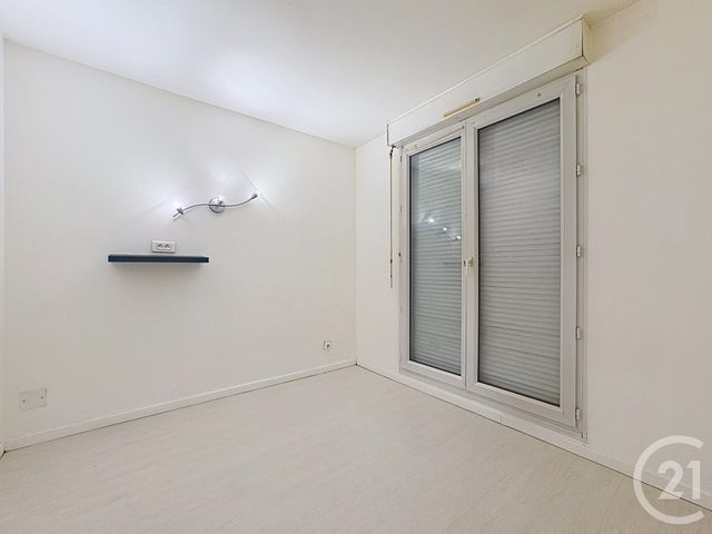 Appartement F2 &agrave; louer - 2 pi&egrave;ces - 35,30 m2 - St Fargeau Ponthierry - 77 - ILE-DE-FRANCE