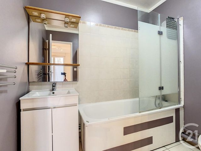 Appartement F2 &agrave; louer - 2 pi&egrave;ces - 35,30 m2 - St Fargeau Ponthierry - 77 - ILE-DE-FRANCE