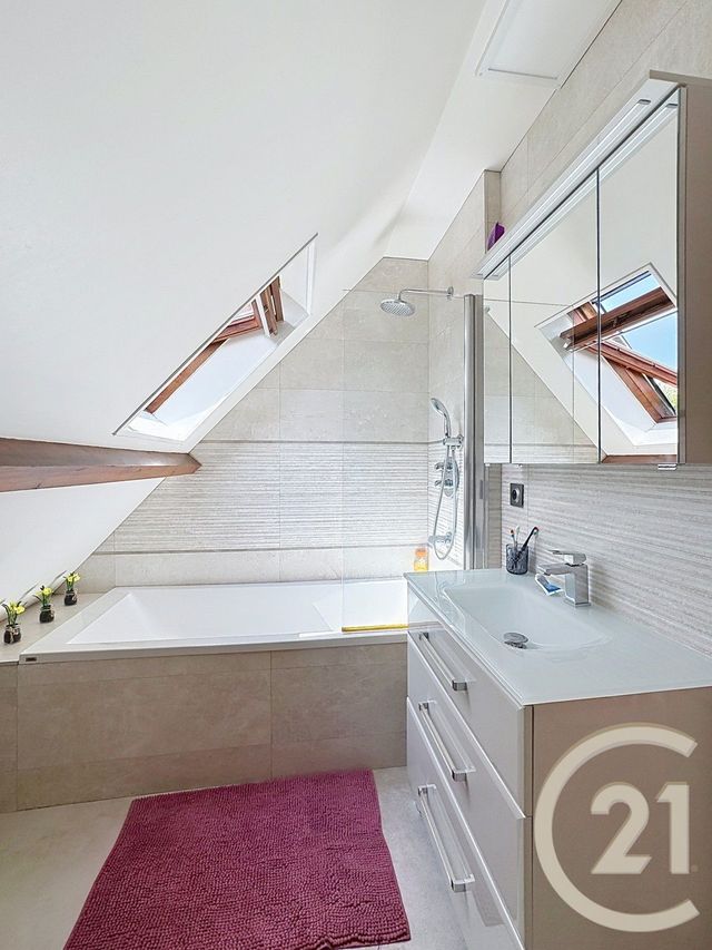 Maison &agrave; vendre - 8 pi&egrave;ces - 209 m2 - St Fargeau Ponthierry - 77 - ILE-DE-FRANCE
