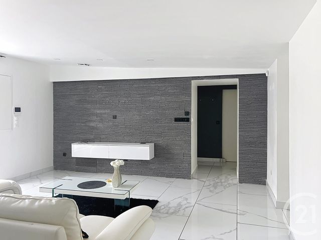 Maison &agrave; louer - 4 pi&egrave;ces - 91,04 m2 - Pringy - 77 - ILE-DE-FRANCE