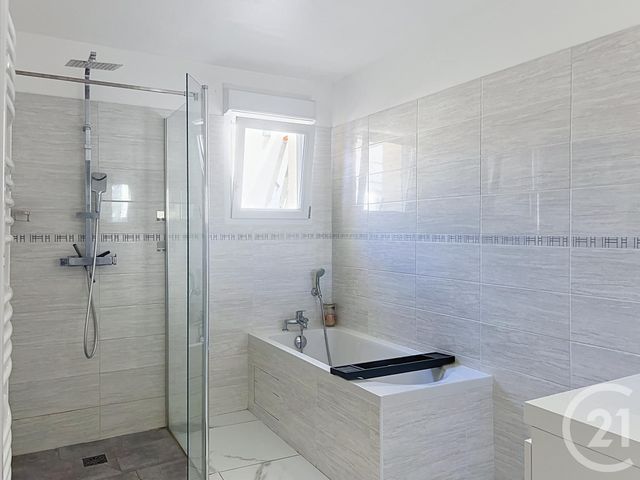Maison &agrave; louer - 4 pi&egrave;ces - 91,04 m2 - Pringy - 77 - ILE-DE-FRANCE