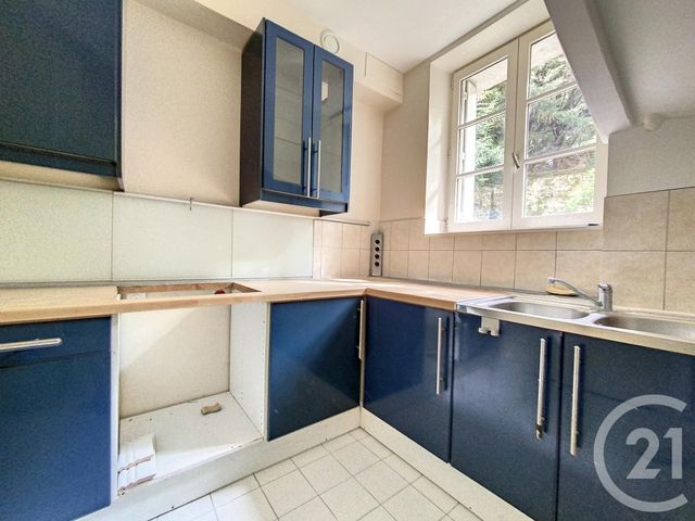 Appartement F3 &agrave; louer - 3 pi&egrave;ces - 52,28 m2 - Melun - 77 - ILE-DE-FRANCE