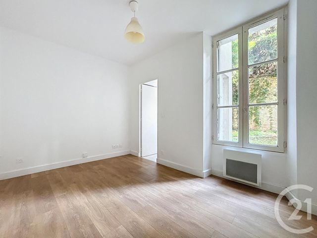 Appartement F3 &agrave; louer - 3 pi&egrave;ces - 52,28 m2 - Melun - 77 - ILE-DE-FRANCE