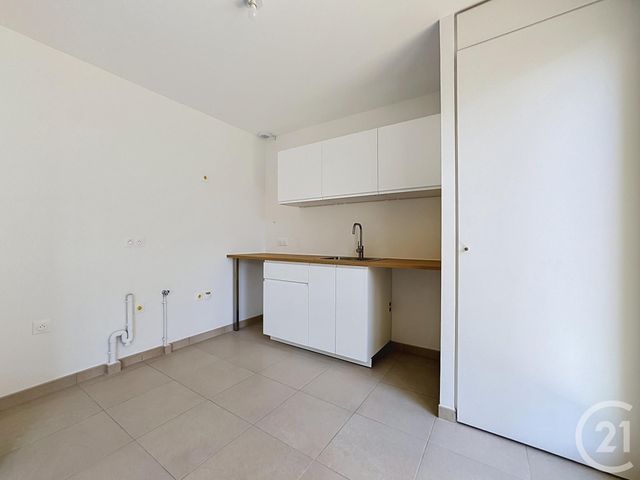 Maison &agrave; louer - 4 pi&egrave;ces - 91,80 m2 - St Fargeau Ponthierry - 77 - ILE-DE-FRANCE