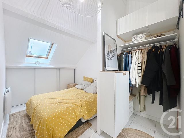 Appartement Duplex &agrave; louer - 2 pi&egrave;ces - 28,41 m2 - Pringy - 77 - ILE-DE-FRANCE