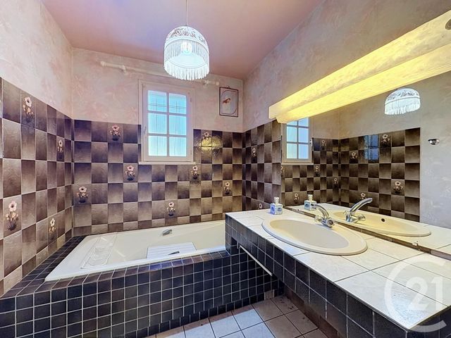 Maison &agrave; vendre - 6 pi&egrave;ces - 185 m2 - Menestreau En Villette - 45 - CENTRE