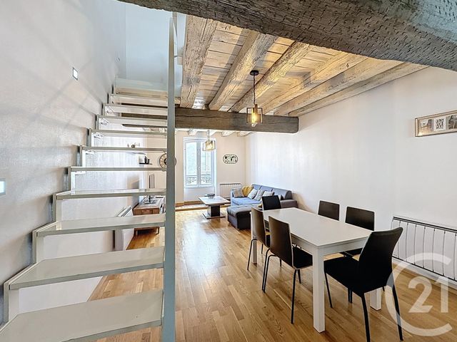 Appartement Triplex à vendre - 5 pièces - 77 m2 - Beaugency - 45 - CENTRE