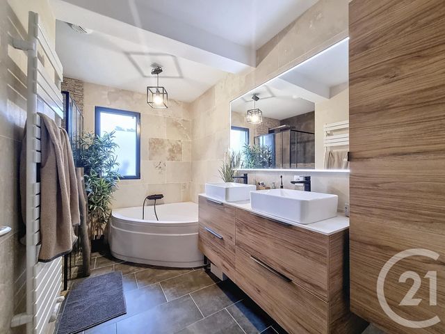 Maison à vendre - 5 pièces - 127 m2 - La Ferte St Aubin - 45 - CENTRE