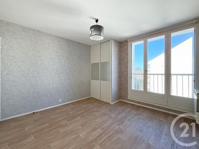 Appartement F2 &agrave; louer - 2 pi&egrave;ces - 48,10 m2 - St Jean Le Blanc - 45 - CENTRE