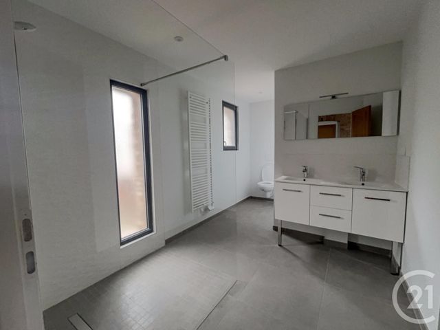 Maison &agrave; louer - 6 pi&egrave;ces - 164,74 m2 - Marcilly En Villette - 45 - CENTRE